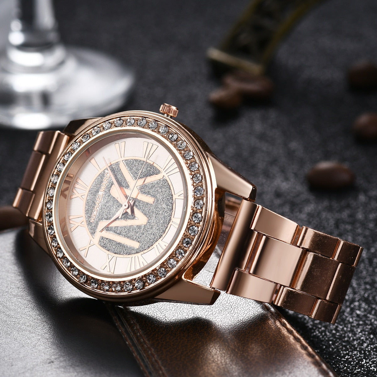 Luxury Famous TVK Brand Watch For Women Gold Stainless Steel Strap Diamond Digital Ladies Quartz Wrist Watches Relogio Feminino